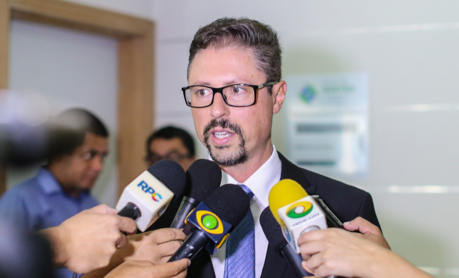 O governador Carlos Massa Ratinho Junior lança o aplicativo Paraná Serviços no Auditório Mário Lobo em Curitiba nesta segunda-feira (18). Trata-se de uma solução inovadora do Governo do Paraná que facilitará a intermediação entre o contratante e o prestador autônomo de serviços. Curitiba, 15/03/2019 - Foto: Geraldo Bubniak/ANPr