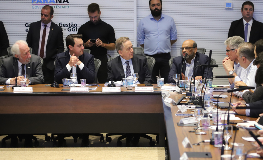 Governador Carlos Massa Ratinho Júnior coordena reunião com o secretariado  -  Curitiba, 19/03/2019  -  Foto: José Fernando Ogura/ANPr