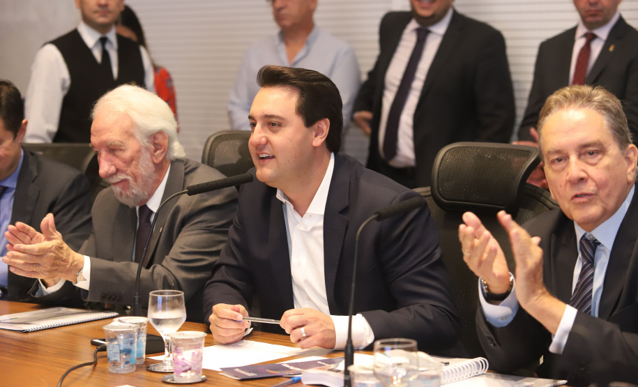 Governador Carlos Massa Ratinho Júnior coordena reunião com o secretariado  -  Curitiba, 19/03/2019  -  Foto: Rodrigo Félix Leal/ANPr