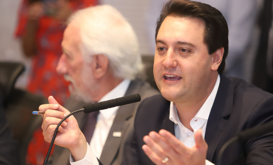 Governador Carlos Massa Ratinho Júnior coordena reunião com o secretariado  -  Curitiba, 19/03/2019  -  Foto: Rodrigo Félix Leal/ANPr