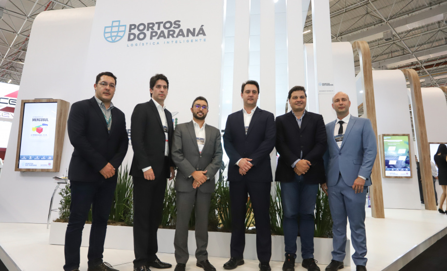 O governador Carlos Massa Ratinho Júnior esteve nesta terça-feira (19) na Intermodal South America 2019, maior feira do setor de logística e comércio exterior da América Latina, onde o Estado está presente com um estande dos Portos do Paraná. - São Paulo, 19/03/2019 - Foto: Rodrigo Félix Leal/ANPr