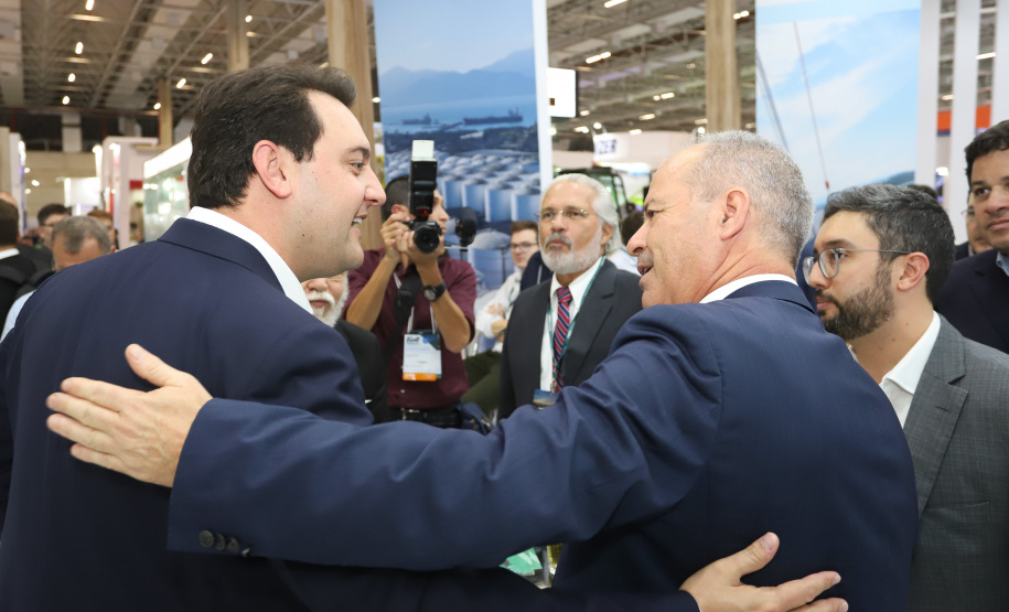 O governador Carlos Massa Ratinho Júnior esteve nesta terça-feira (19) na Intermodal South America 2019, maior feira do setor de logística e comércio exterior da América Latina, onde o Estado está presente com um estande dos Portos do Paraná. - São Paulo, 19/03/2019 - Foto: Rodrigo Félix Leal/ANPr