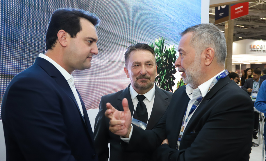O governador Carlos Massa Ratinho Júnior esteve nesta terça-feira (19) na Intermodal South America 2019, maior feira do setor de logística e comércio exterior da América Latina, onde o Estado está presente com um estande dos Portos do Paraná. - São Paulo, 19/03/2019 - Foto: Rodrigo Félix Leal/ANPr