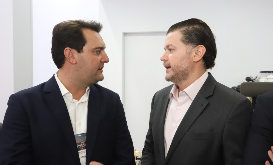 O governador Carlos Massa Ratinho Júnior esteve nesta terça-feira (19) na Intermodal South America 2019, maior feira do setor de logística e comércio exterior da América Latina, onde o Estado está presente com um estande dos Portos do Paraná. - São Paulo, 19/03/2019 - Foto: Rodrigo Félix Leal/ANPr