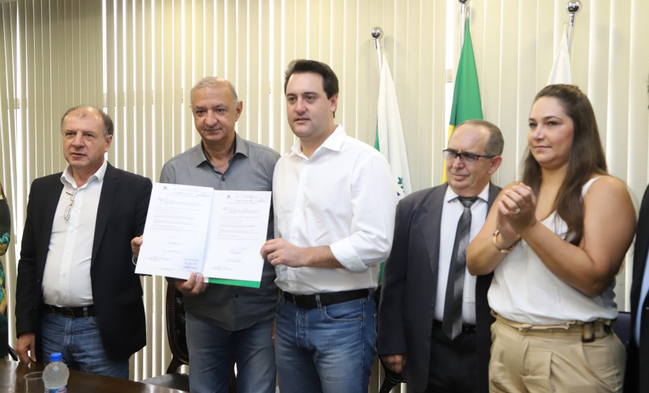 Governador Carlos Massa Ratinho Junior libera recursos para pavimentação asfáltica em Araucária. - Araucária, 20/03/2019 - Foto: José Fernando Ogura/ANPr