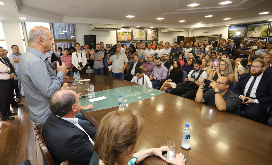 Governador Carlos Massa Ratinho Junior libera recursos para pavimentação asfáltica em Araucária. - Araucária, 20/03/2019 - Foto: José Fernando Ogura/ANPr