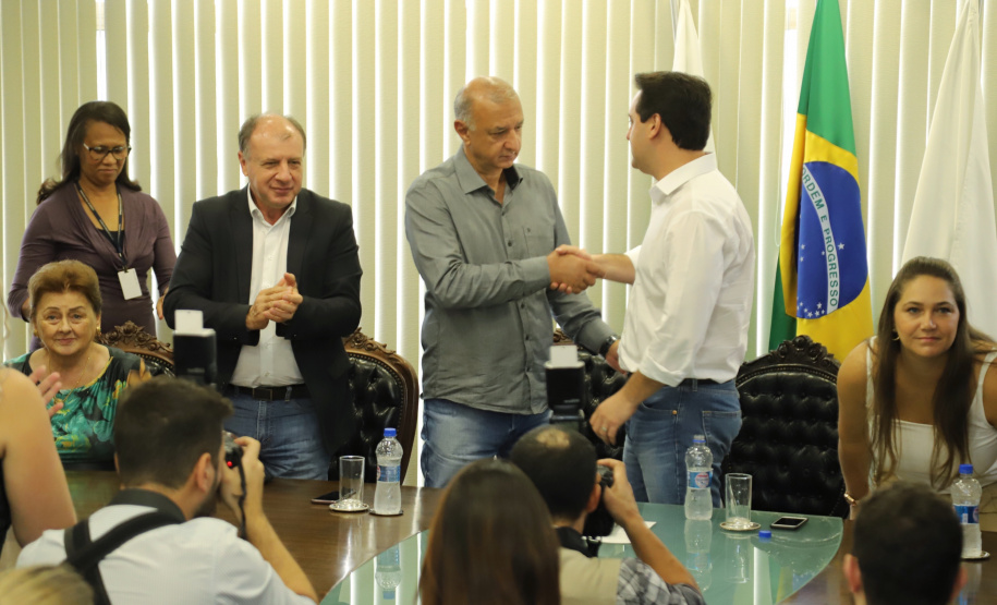 Governador Carlos Massa Ratinho Junior libera recursos para pavimentação asfáltica em Araucária. - Araucária, 20/03/2019 - Foto: José Fernando Ogura/ANPr