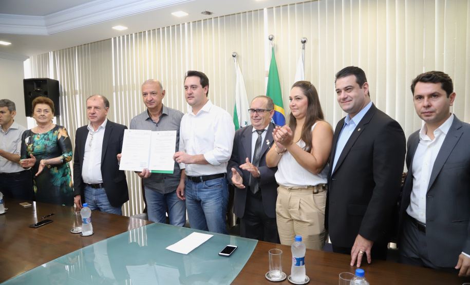 Governador Carlos Massa Ratinho Junior libera recursos para pavimentação asfáltica em Araucária. - Araucária, 20/03/2019 - Foto: José Fernando Ogura/ANPr