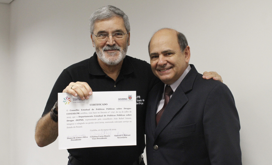 O secretário da Segurança Pública e Administração Penitenciária do Paraná, Luiz Felipe Carbonell, participou nesta quarta-feira (20) da solenidade de posse do novo presidente e dos novos conselheiros dos Conselho Estadual de Políticas Públicas sobre Drogas (Conesd) para o biênio 2019-2021.A cerimônia ocorreu na sede da secretaria, no Centro Cívico, em Curitiba.  -  Curitiba, 20/03/2019  -  Foto: Divulgação SESP