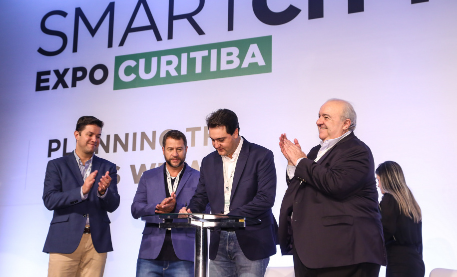 O governador Carlos Massa Ratinho Junior participa nesta quinta-feira (21), da segunda edição do Smart City Expo Curitiba 2019. Maior evento de cidades inteligentes do mundo, o Smart City acontece na Expo Barigui. Curitiba, 21/03/2019 - Foto: Gilson Abreu/ANPr