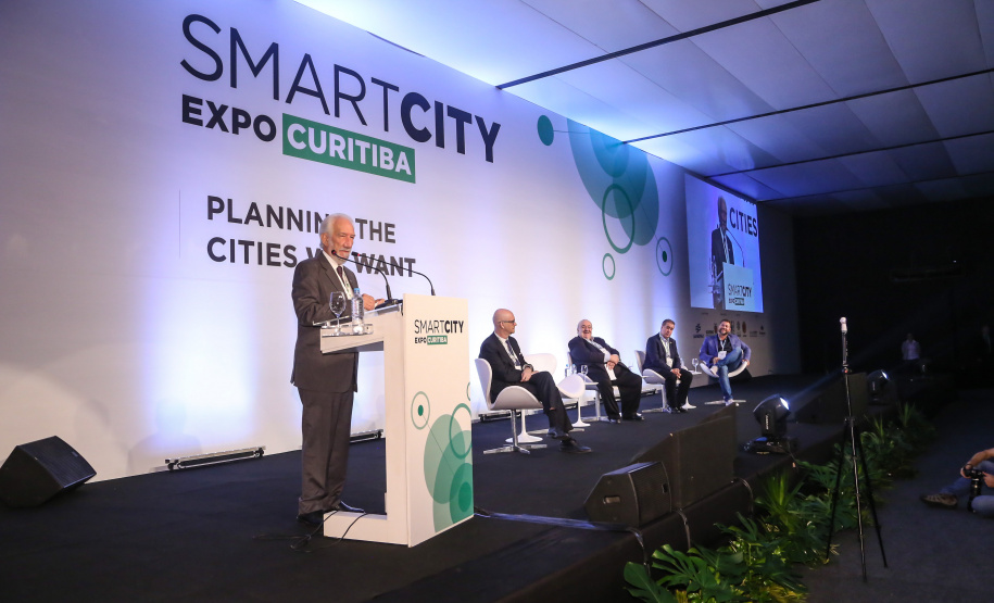 Vice governador Darci Piana participa da segunda edição do Smart City Expo Curitiba 2019. Maior evento de cidades inteligentes do mundo, o Smart City acontece na Expo Barigui. Curitiba, 21/03/2019 - Foto: Gilson Abreu/ANPr