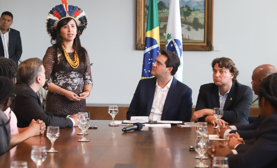 Governador Carlos Massa Ratinho Junior sanciona a lei que institui o Dia Estadual de Luta pela Eliminação da Discriminação Racial. A Lei define que a data será celebrada anualmente em 21 de março. - Curitiba, 21/03/2019 - Foto: Rodrigo Félix Leal/ANPr