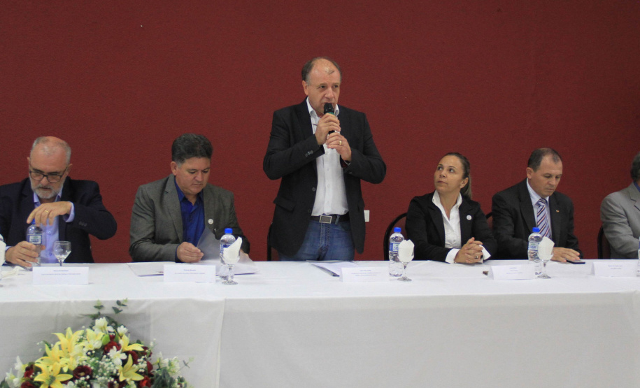 O secretário estadual do Desenvolvimento Urbano, João Carlos Ortega, empossou nesta quinta-feira (21) o secretário-executivo do Conselho Estadual das Cidades (ConCidades), Orlando Bonette. Foto: SEDU