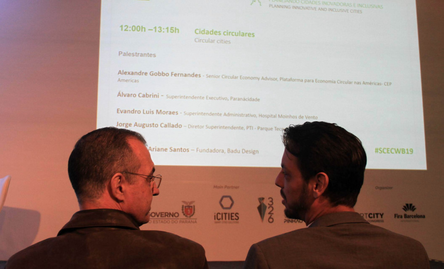O superintendente executivo do Serviço Social Autônomo (Paranacidade), Álvaro Cabrini Junior, apresentou nesta sexta-feira (22) uma palestra no SmartCity , em Curitiba. Com o tema ?Cidades Circulares - Planejanfo Cidades Sustentáveis, Inovadoras e Inclusivas?  -  cURITIBA, 22/03/2019  -  fOTO: dIVULGAÇÃO sedu