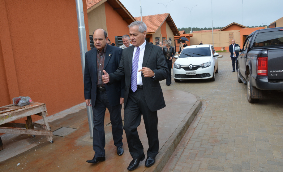 O Complexo Penitenciário de Piraquara, localizado na Região Metropolitana de Curitiba e considerado o maior do Estado, com cerca de 7 mil presos, passa por obras de ampliação para a criação de novas vagas no sistema prisional e os projetos que objetivam a ressocialização do preso