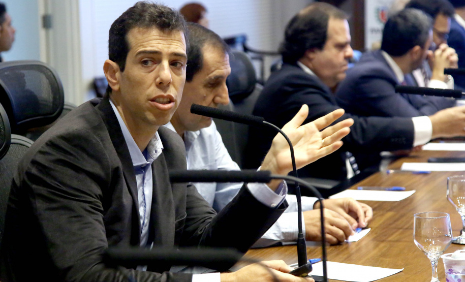 Vice-governador Darci Piana coordena Reunião com Secretariado, com a apresentação da Secretaria da Educação. Na foto, secretário Renato Feder - Curitiba, 26/03/2019 - Foto: Jaelson Lucas/ANPr