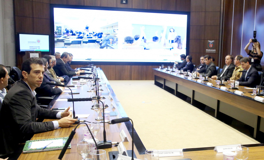 Vice-governador Darci Piana coordena Reunião com Secretariado, com a apresentação da Secretaria da Educação. - Curitiba, 26/03/2019 - Foto: Jaelson Lucas/ANPr