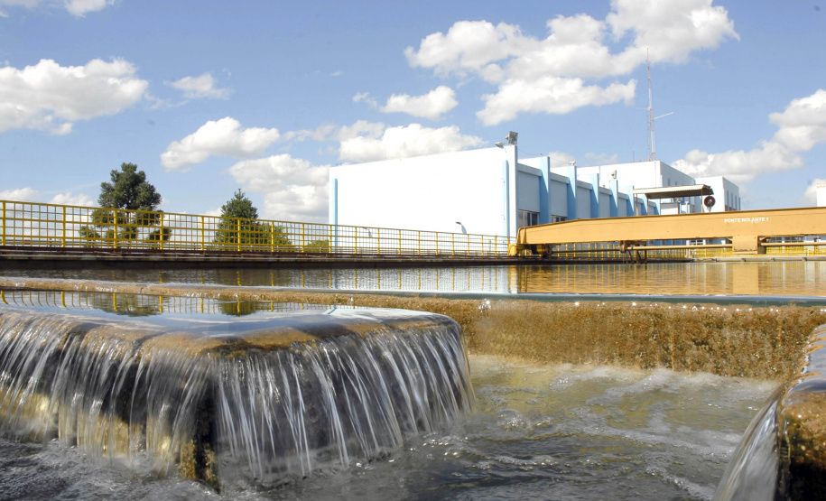 A Companhia de Saneamento do Paraná (Sanepar) está comemorando os 50 anos da Estação de Tratamento de Água (ETA) Iguaçu, a mais antiga em funcionamento em Curitiba e uma das mais importantes estações da Sanepar