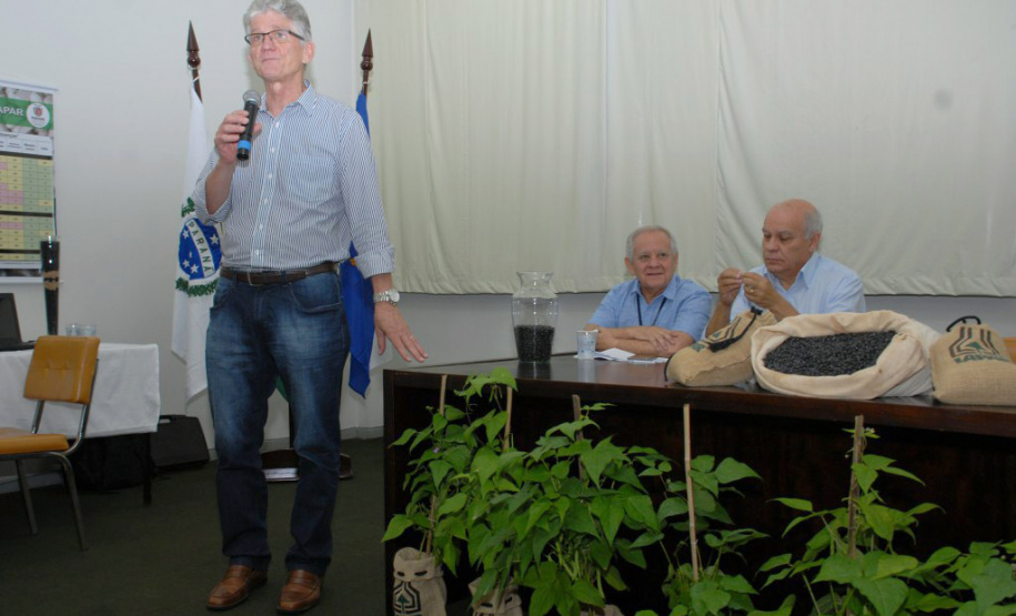 O secretário estadual da Agricultura e do Abastecimento, Norberto Ortigara, participou nesta quinta-feira (28) em Ponta Grossa do lançamento da cultivar de feijão-preto IPR Urutau, elaborada pelo Instituto Agronômico do Paraná (Iapar). - Ponta Grossa, 28/03/2019 - Foto: Edino Ferreira da Silva/ Iapar