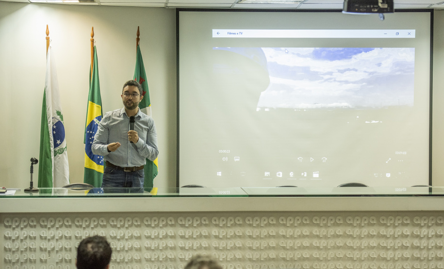 Os Portos do Paraná receberam nesta sexta-feira (29) os participantes do II Fórum Acidentes e Fatos da Navegação e a Cobertura P&I, que reúne a comunidade portuária para discutir questões de segurança na navegação, importância da prevenção e ações de resposta a emergências. Foto: Claudio Neves/APPA