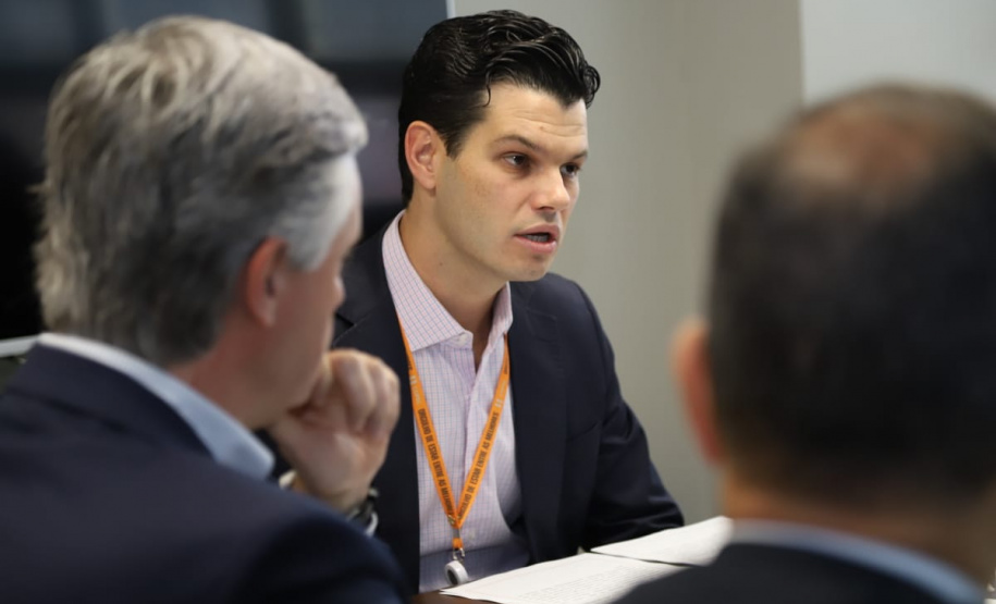 Presidente da Copel, Daniel Pimentel Slaviero, reunido com a diretoria para apresentação dos resultados financeiros de 2018. Foto: Copel