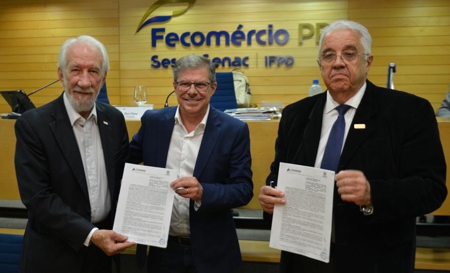 Moradores do bairro Guarituba, em Piraquara, terão a oportunidade de realizar diversos cursos e oficinas socioeducativas ministrados pelo SENAC de maneira gratuita ao longo dos próximos meses. O objetivo é oferecer novas alternativas à população para a geração de renda, com prioridade para o atendimento de famílias previamente beneficiadas com a construção ou regularização de moradias pela Cohapar na região.  -  Curitiba, 29/03/2019  -  Foto: Guilherme Santos/Cohapar