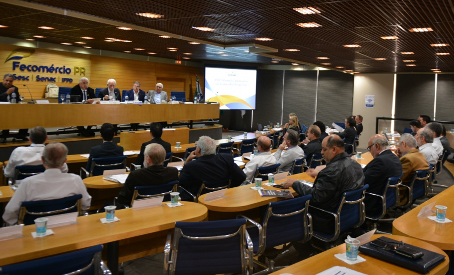 Moradores do bairro Guarituba, em Piraquara, terão a oportunidade de realizar diversos cursos e oficinas socioeducativas ministrados pelo SENAC de maneira gratuita ao longo dos próximos meses. O objetivo é oferecer novas alternativas à população para a geração de renda, com prioridade para o atendimento de famílias previamente beneficiadas com a construção ou regularização de moradias pela Cohapar na região.  -  Curitiba, 29/03/2019  -  Foto: Guilherme Santos/Cohapar