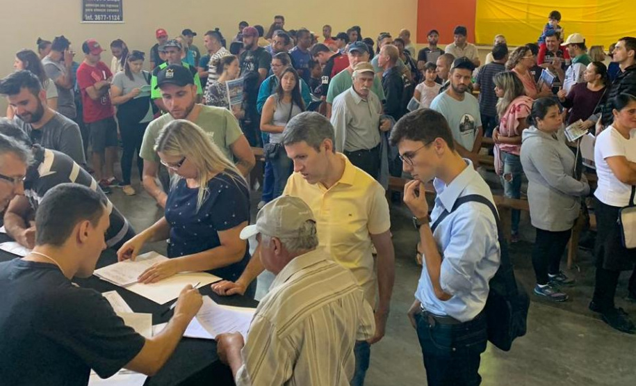 A Coordenação da Região Metropolitana de Curitiba (Comec) participou na manhã deste sábado(30), em Campo Magro, do 1º Fórum Municipal de Regularização Fundiária organizado pelo município. As famílias foram convocadas pela prefeitura já munidos dos documentos pessoais e eventualmente do imóvel que ocupam.  -  Campo Magro, 30/03/2019  -  Foto: Divulgação Comec