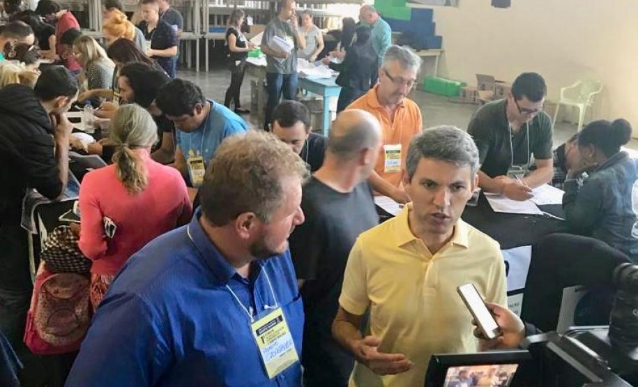 A Coordenação da Região Metropolitana de Curitiba (Comec) participou na manhã deste sábado(30), em Campo Magro, do 1º Fórum Municipal de Regularização Fundiária organizado pelo município. As famílias foram convocadas pela prefeitura já munidos dos documentos pessoais e eventualmente do imóvel que ocupam.  -  Campo Magro, 30/03/2019  -  Foto: Divulgação Comec