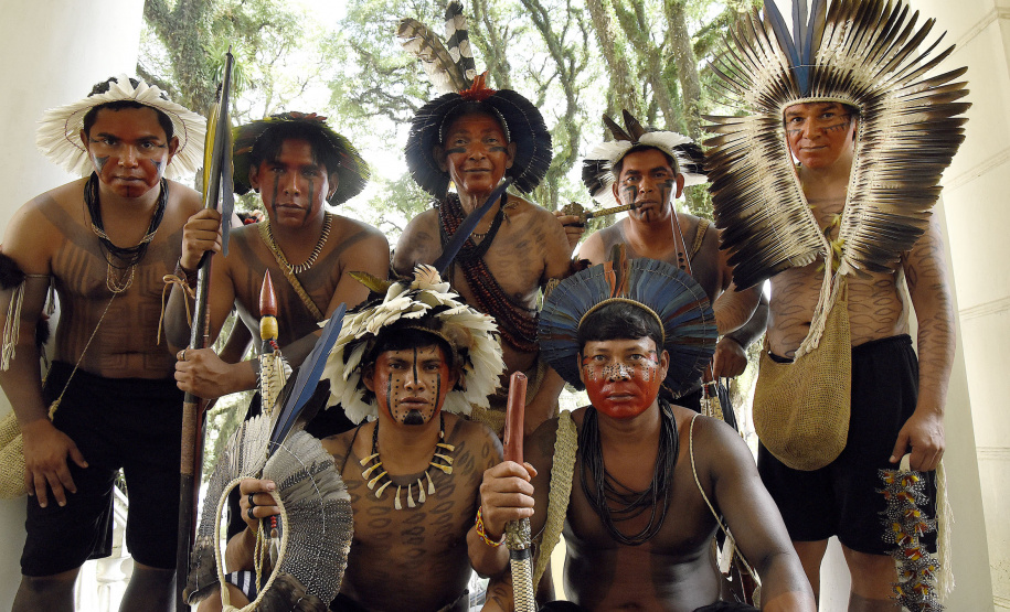 Indígenas do Povo Fulni-ô visitam a SEEC.Curitiba, 13 de abril de 2016.Foto: Kraw Penas/SEEC