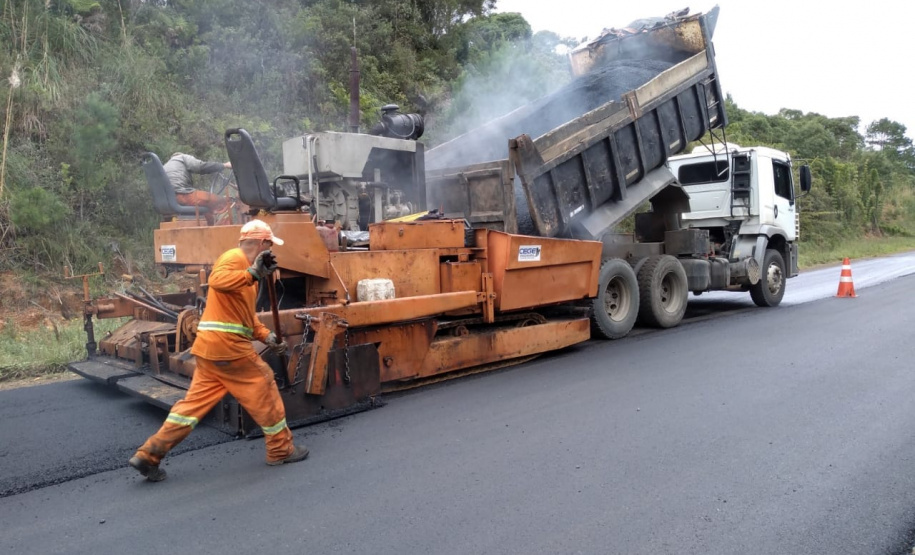 recapeamento da rodovia PR-170, trecho Entr. BR-153(Jangada do Sul) - Bituruna. Executados 25 km do total de 46,27 km.  -  Curitiba, 02/04/2019  -  Foto: Divulgação DER/SEIL