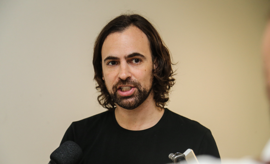 O governador Carlos Massa Ratinho Junior participa de Palestra de Mauricio Benvenutti nesta terça-feira (2) no teatro do Museu Oscar Niemeyer,   Curitiba, 02/04/2019 -  Foto: Geraldo Bubniak/ANPr