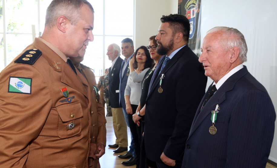 Batalhão da Policia Ambiental comemora 62 anos, vice governador Darci Piana recebe medalha do mérito ambiental.
Foto Gilson Abreu/ANPr