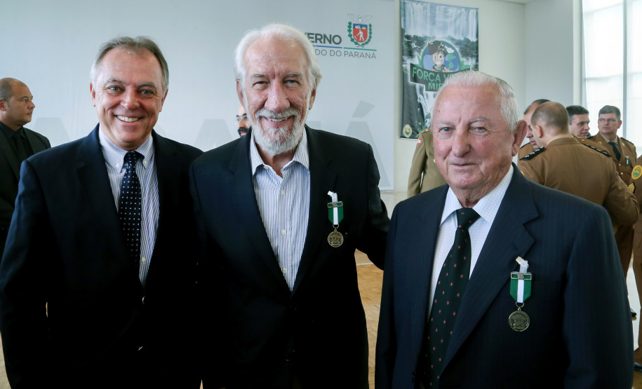 Batalhão da Policia Ambiental comemora 62 anos, vice governador Darci Piana recebe medalha do mérito ambiental.
Foto Gilson Abreu/ANPr