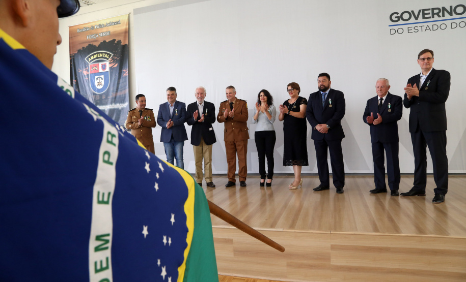 Batalhão da Policia Ambiental comemora 62 anos, vice governador Darci Piana recebe medalha do mérito ambiental.
Foto Gilson Abreu/ANPr