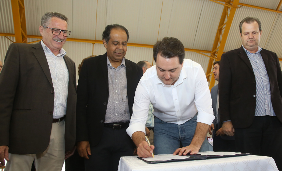 Governador Carlos Massa Ratinho Júnior inaugura em Guarapuava a nova sede do Colégio Estadual Leni Marlene Jacob  -  Guarapuava, 04/04/2019  -  Foto: Jaelson Lucas/ANPr