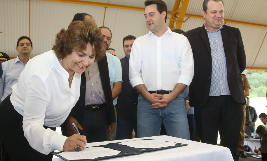 Governador Carlos Massa Ratinho Júnior inaugura em Guarapuava a nova sede do Colégio Estadual Leni Marlene Jacob  -  Guarapuava, 04/04/2019  -  Foto: Jaelson Lucas/ANPr