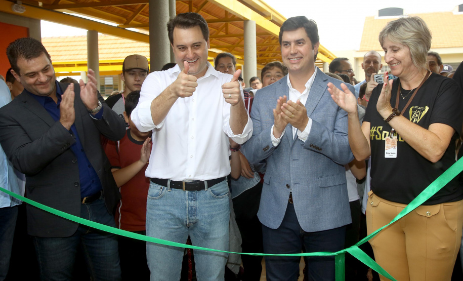 Governador Carlos Massa Ratinho Júnior inaugura em Guarapuava a nova sede do Colégio Estadual Leni Marlene Jacob  -  Guarapuava, 04/04/2019  -  Foto: Jaelson Lucas/ANPr