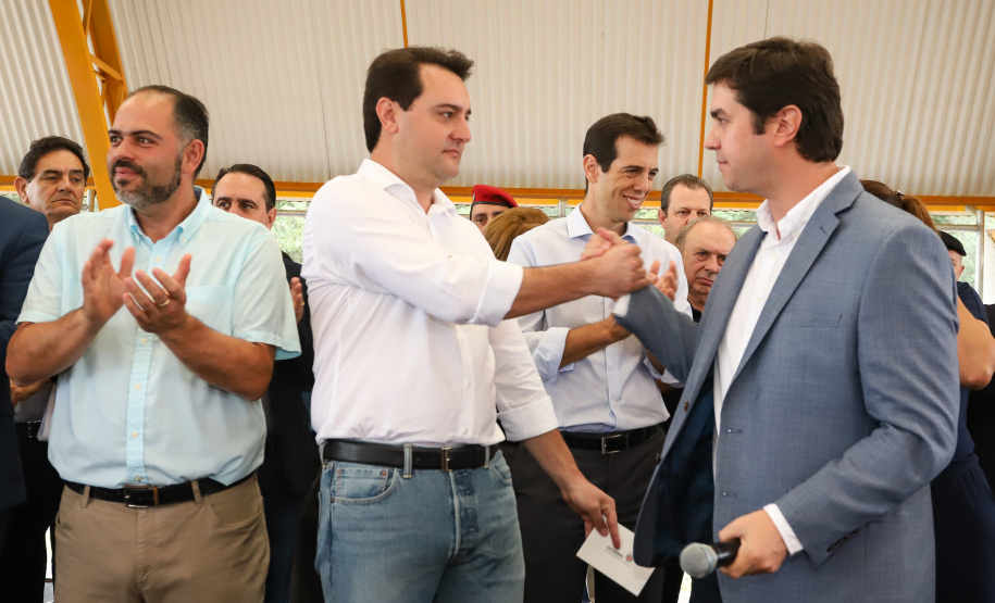 Governador Carlos Massa Ratinho Júnior inaugura em Guarapuava a nova sede do Colégio Estadual Leni Marlene Jacob  -  Guarapuava, 04/04/2019  -  Foto: Rodrigo Felix Leal/ANPr