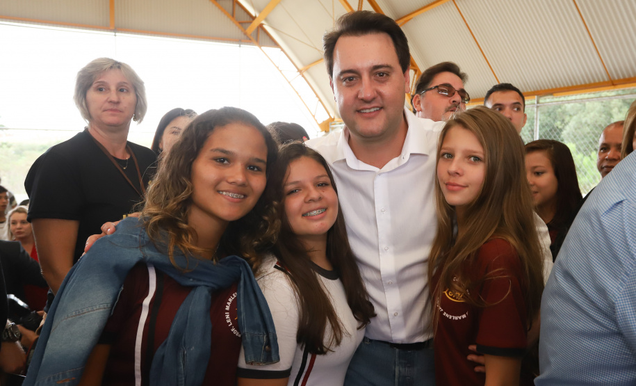 Governador Carlos Massa Ratinho Júnior inaugura em Guarapuava a nova sede do Colégio Estadual Leni Marlene Jacob  -  Guarapuava, 04/04/2019  -  Foto: Rodrigo Felix Leal/ANPr