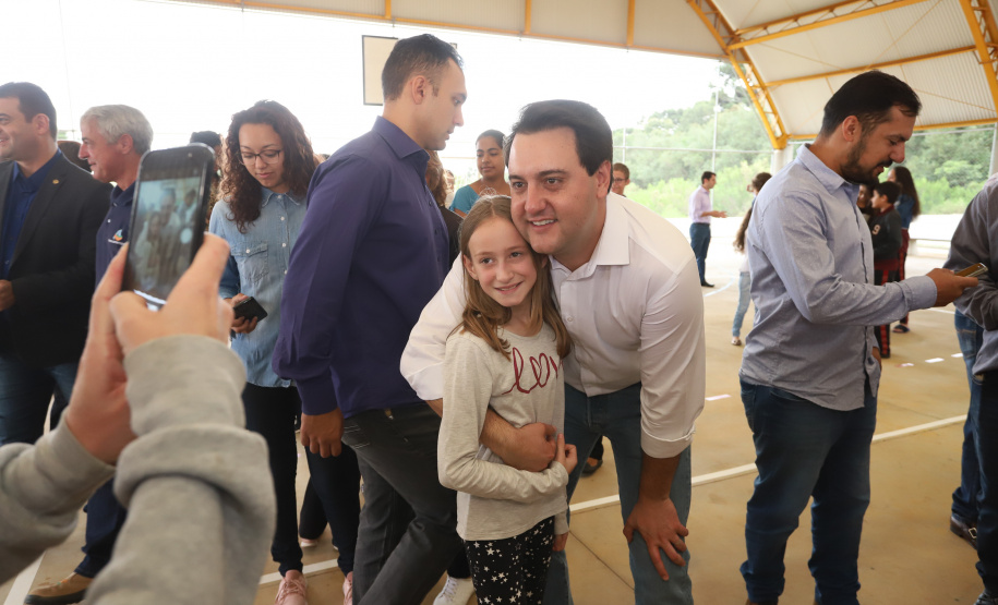 Governador Carlos Massa Ratinho Júnior inaugura em Guarapuava a nova sede do Colégio Estadual Leni Marlene Jacob  -  Guarapuava, 04/04/2019  -  Foto: Rodrigo Felix Leal/ANPr