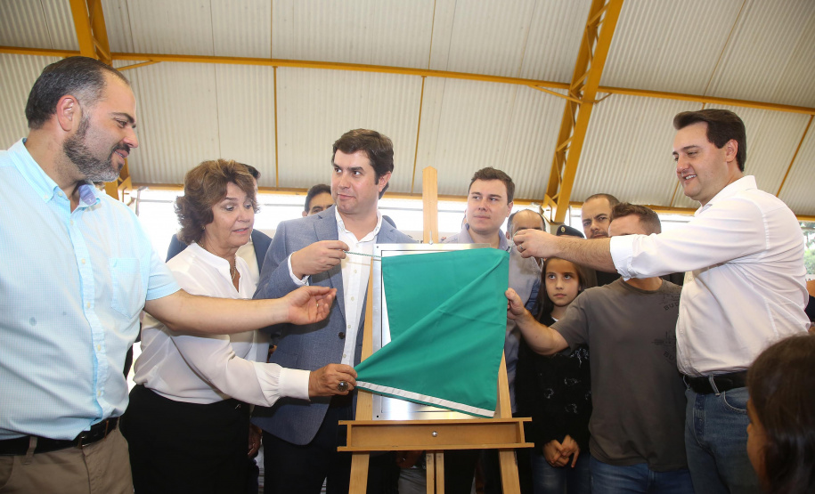 |Governador Carlos Massa Ratinho Júnior inaugura em Guarapuava a nova sede do Colégio Estadual Pedro Carli  -  Guarapuava, 04/04/2019  -  Foto: Jaelson Lucas/ANPr