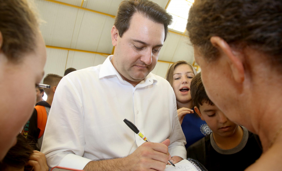 |Governador Carlos Massa Ratinho Júnior inaugura em Guarapuava a nova sede do Colégio Estadual Pedro Carli  -  Guarapuava, 04/04/2019  -  Foto: Jaelson Lucas/ANPr