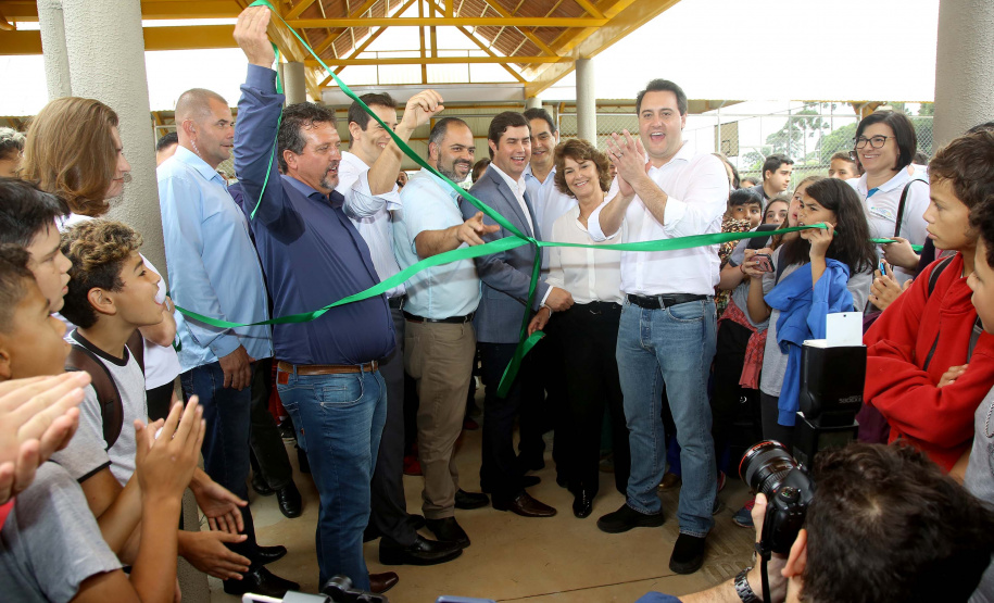 |Governador Carlos Massa Ratinho Júnior inaugura em Guarapuava a nova sede do Colégio Estadual Pedro Carli  -  Guarapuava, 04/04/2019  -  Foto: Jaelson Lucas/ANPr