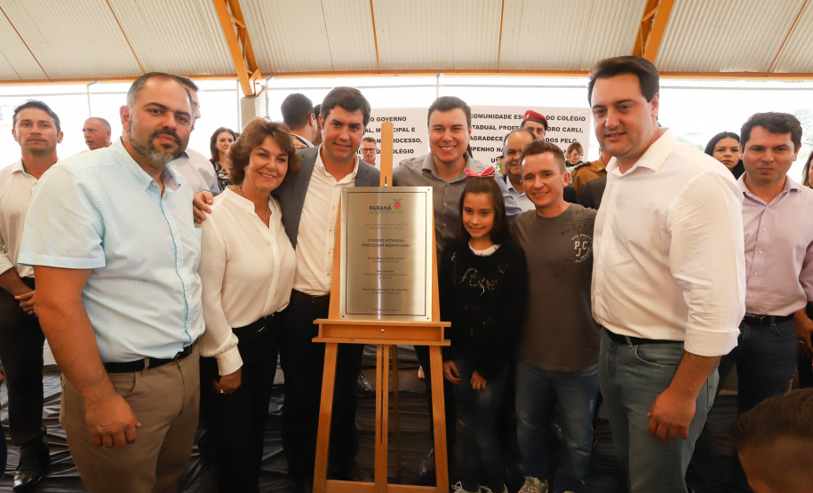 O governador Carlos Massa Ratinho Junior inaugurou nesta quinta-feira (4), em Guarapuava, região central do Paraná, as novas sedes dos colégios estaduais Leni Marlene Jacob e Professor Pedro Carli.  Foto: Rodrigo Felix Leal/ANPr