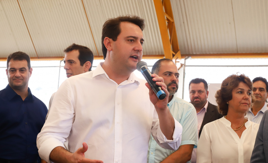 O governador Carlos Massa Ratinho Junior inaugurou nesta quinta-feira (4), em Guarapuava, região central do Paraná, as novas sedes dos colégios estaduais Leni Marlene Jacob e Professor Pedro Carli.  Foto: Rodrigo Felix Leal/ANPr