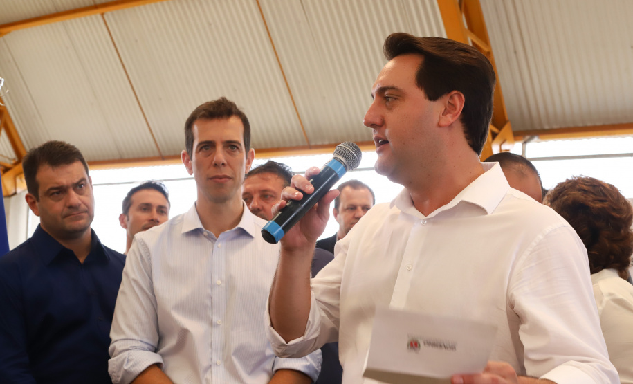 O governador Carlos Massa Ratinho Junior inaugurou nesta quinta-feira (4), em Guarapuava, região central do Paraná, as novas sedes dos colégios estaduais Leni Marlene Jacob e Professor Pedro Carli.  Foto: Rodrigo Felix Leal/ANPr