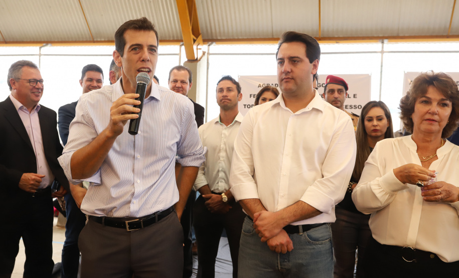 O governador Carlos Massa Ratinho Junior inaugurou nesta quinta-feira (4), em Guarapuava, região central do Paraná, as novas sedes dos colégios estaduais Leni Marlene Jacob e Professor Pedro Carli.  Foto: Rodrigo Felix Leal/ANPr