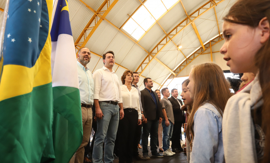 O governador Carlos Massa Ratinho Junior inaugurou nesta quinta-feira (4), em Guarapuava, região central do Paraná, as novas sedes dos colégios estaduais Leni Marlene Jacob e Professor Pedro Carli.  Foto: Rodrigo Felix Leal/ANPr