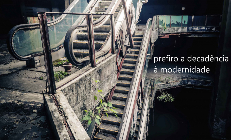 “O Que é Original?” é o nome da exposição do artista Marcelo Conrado, uma promoção do Museu Oscar Niemeyer (MON), que será inaugurada na quinta-feira (11). Mais do que isso, a mostra também é uma indagação que o artista faz ao seu público, instigando uma discussão sobre o conceito de autoria na arte contemporânea. Foto: Divulgação/MON